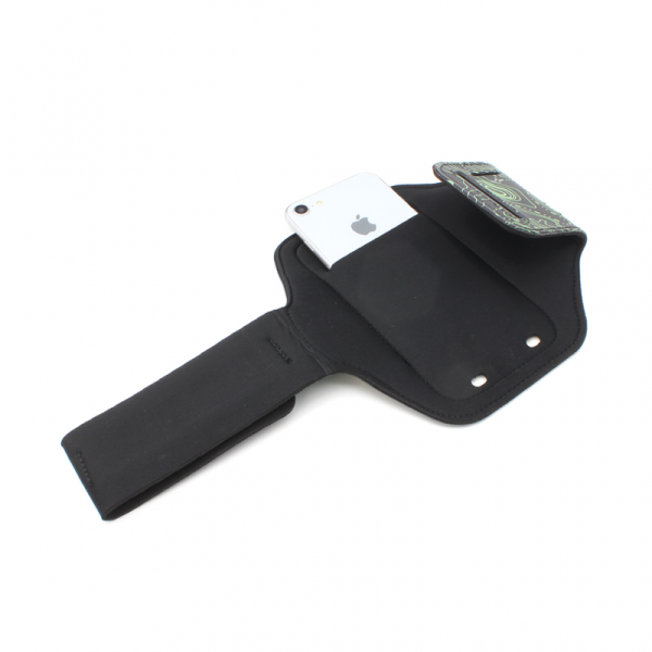 https://www.povoljniracunari.rs/images/products/big/47649.png