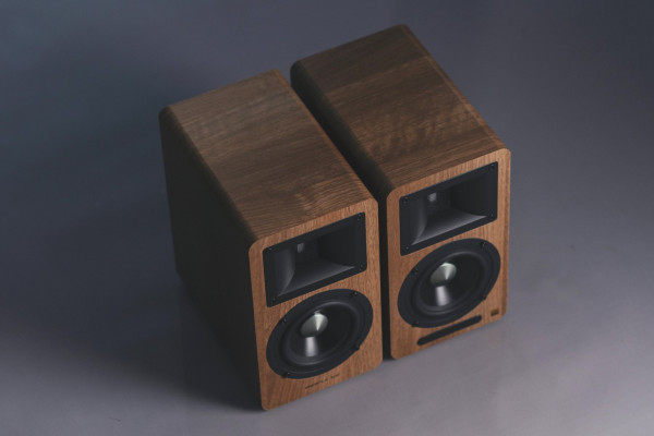 Edifier Airpulse A80 BT 2.0 100W  speakers wood brown ( 4091 )